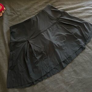 Lululemon Athletica Black Asymmetrical Skater Mini Skirt